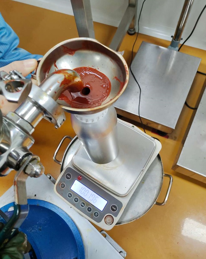 10% fucoxanthn by HPLC.jpg